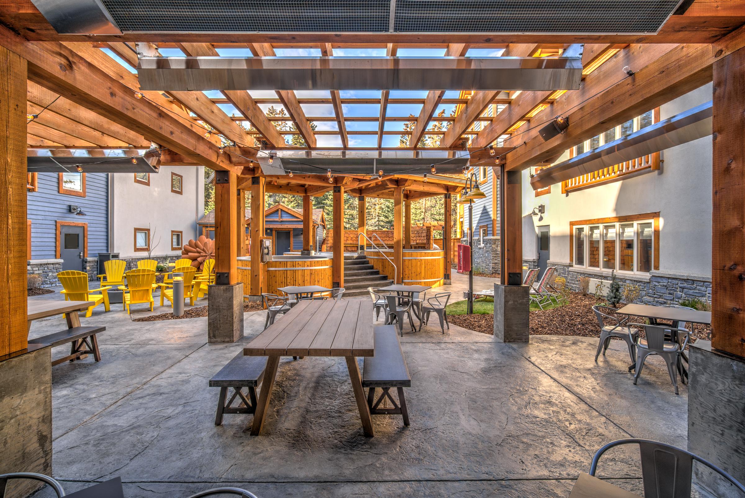 Canalta Lodge Банф Экстерьер фото