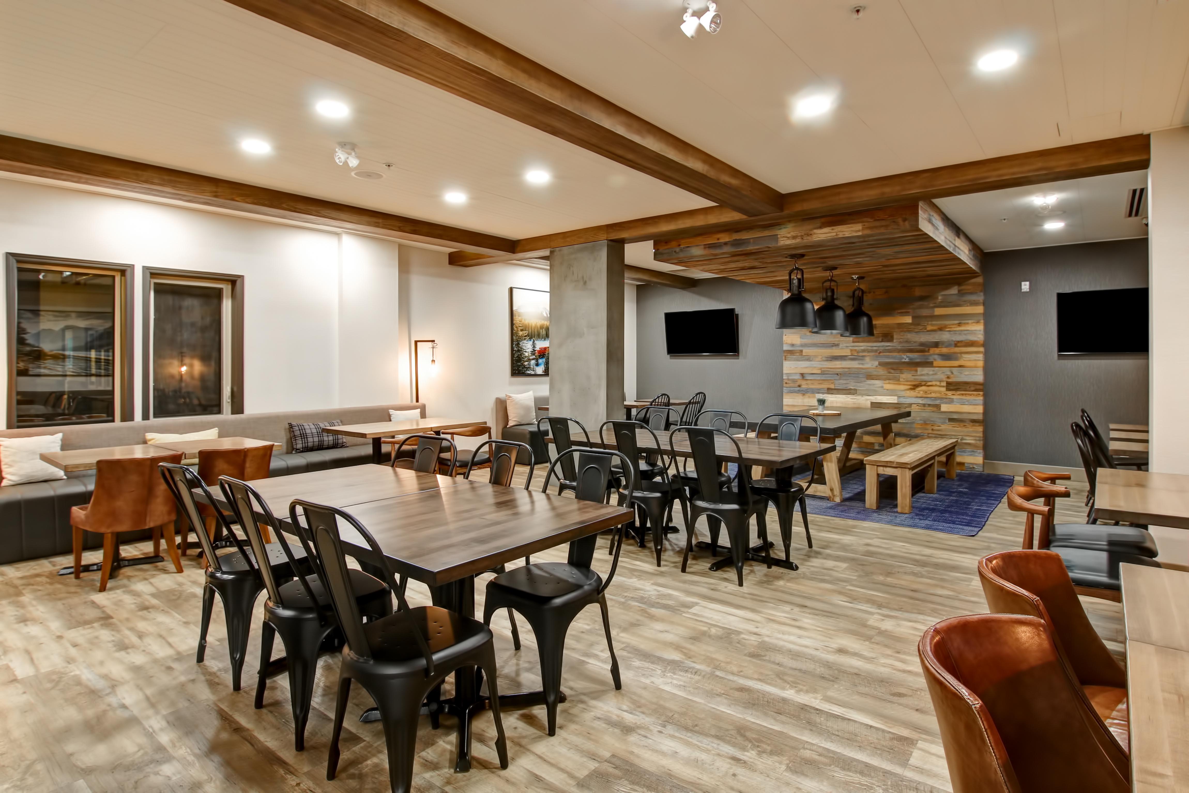 Canalta Lodge Банф Экстерьер фото