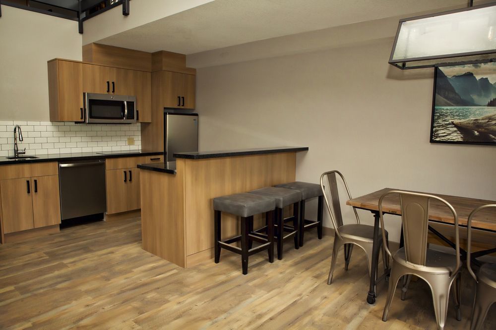 Canalta Lodge Банф Экстерьер фото