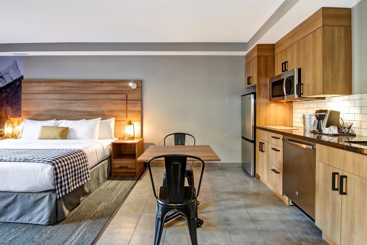 Canalta Lodge Банф Экстерьер фото