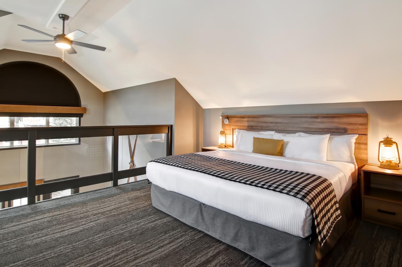 Canalta Lodge Банф Экстерьер фото